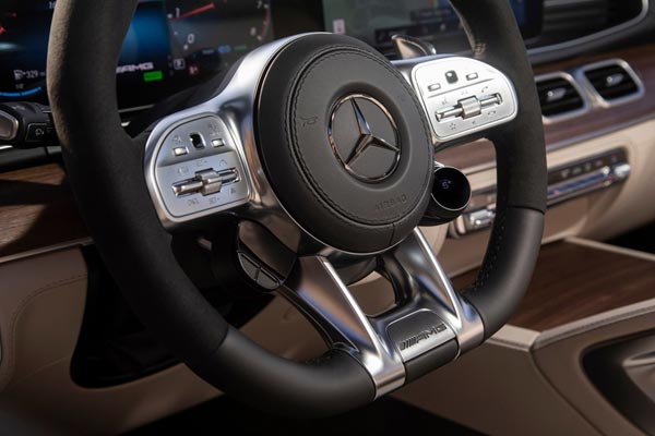   Mercedes GLS 63 AMG