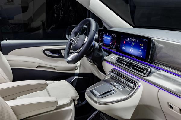 Интерьер салона Mercedes V-Class