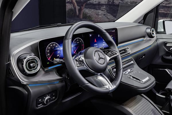 Интерьер салона Mercedes V-Class