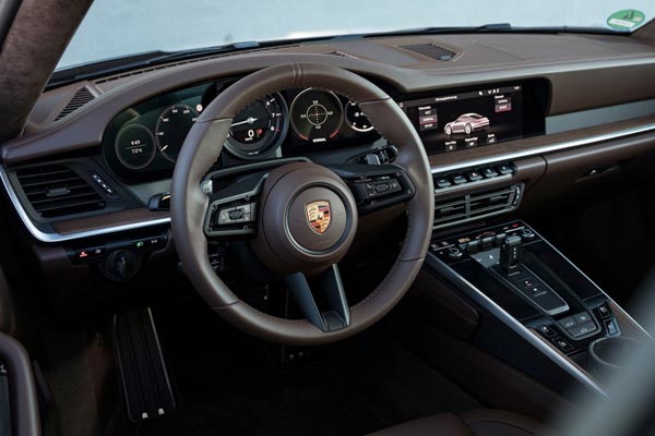   Porsche 911