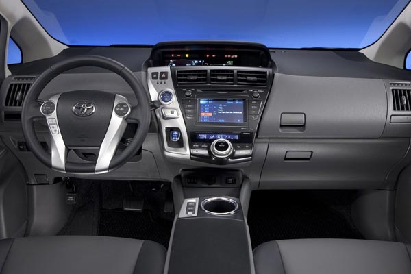   Toyota Prius V
