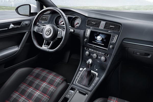   Volkswagen Golf GTI 3-Door