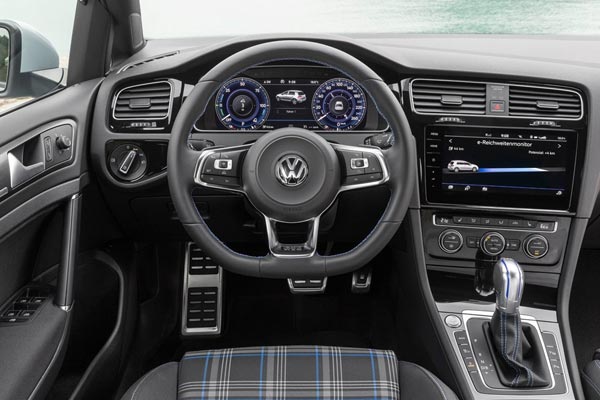   Volkswagen Golf GTE
