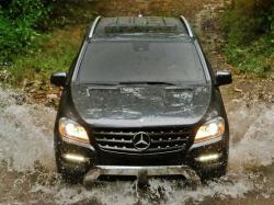 Mercedes ML.   Mercedes