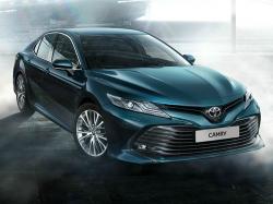 Toyota Camry 2018.   Toyota