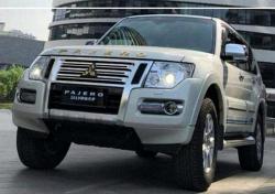 Mitsubishi Pajero.  Autohome