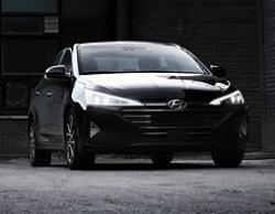 Hyundai  Elantra 2018.  http://www.bobaedream.co.kr