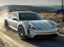 Porsche Mission E Cross Turismo.  Porsche