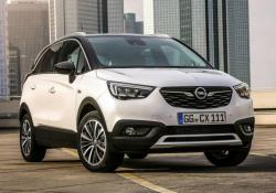 Opel Crossland X.  Opel 