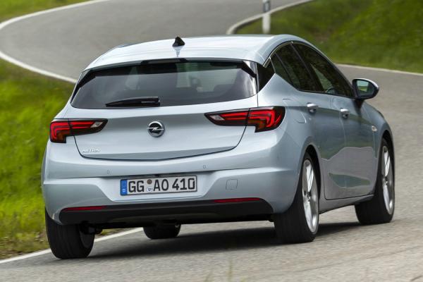 Opel  Astra  "" - 1