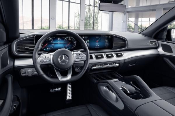 Mercedes GLE Coupe    - 1
