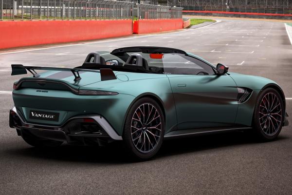 Aston Martin  "" Vantage - 3