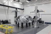Контроль качества на высокоточной контрольно-измерительной машине.