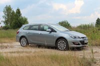 - Opel Astra Sports Tourer - 23