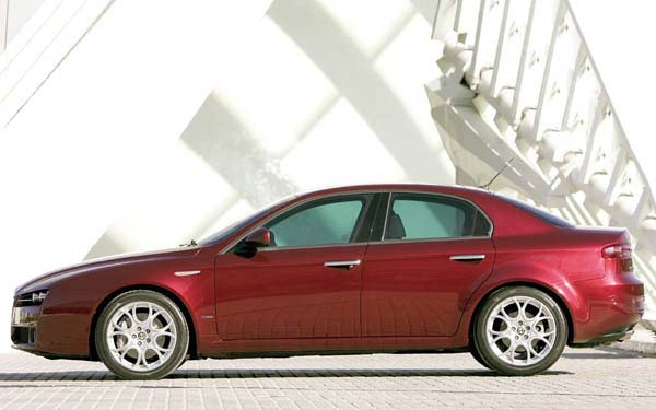 Фото Alfa Romeo 159 