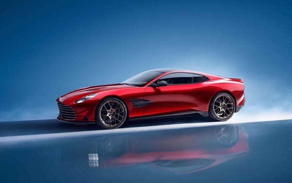 Aston Martin Vanquish 2024...