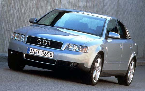 Audi A4 (2000-2004) Фото #2
