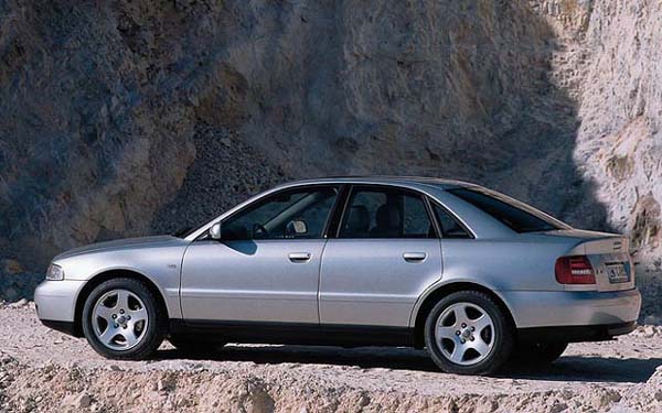  Audi A4  (1994-2000)