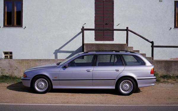 BMW 5-series Touring (1997-1999) Фото #16