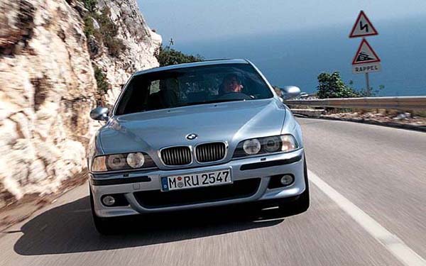 BMW M5 (1998-2003) Фото #18