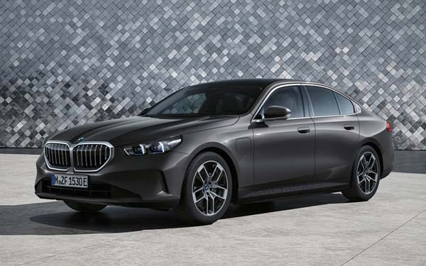 BMW 5-series 2023...