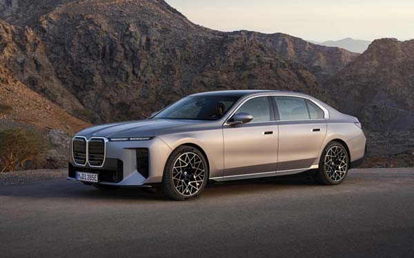 BMW i7 2026...