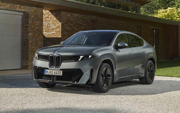 BMW iX4 2026...