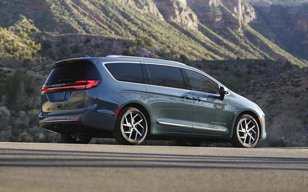 Chrysler Pacifica (2026...) ���� #82