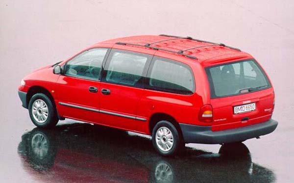  Chrysler Voyager  (1995-2000)