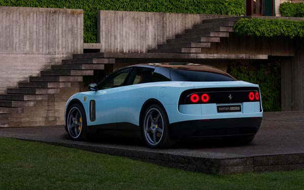 Ferrari Luce 2026...