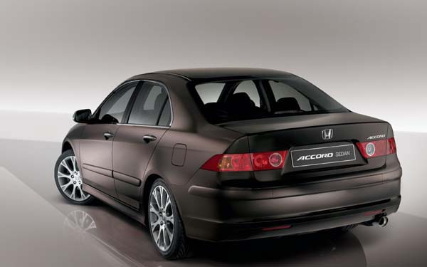  Honda Accord  (2006-2008)