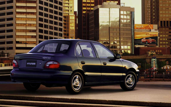  Hyundai Accent  (1994-1999)