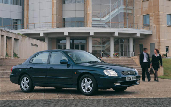  Hyundai Sonata  (1999-2000)