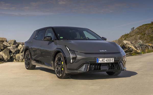 Kia EV4 GT 2026...