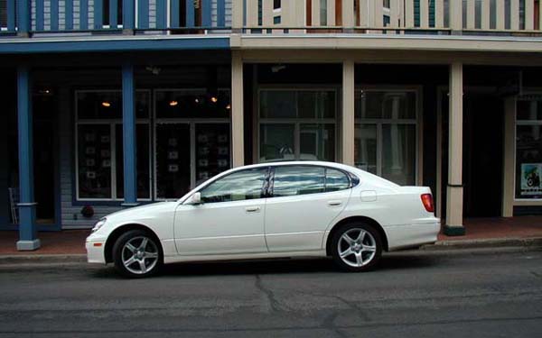 Lexus GS 2000-2005