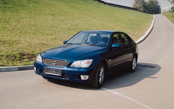 Lexus IS (1999-2005)  #2