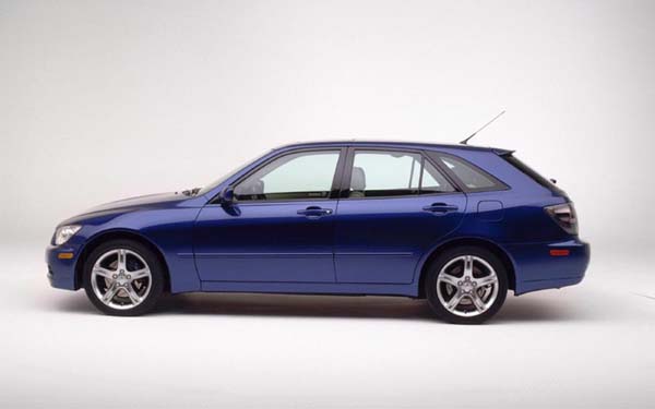  Lexus IS SportWagon  (2002-2005)