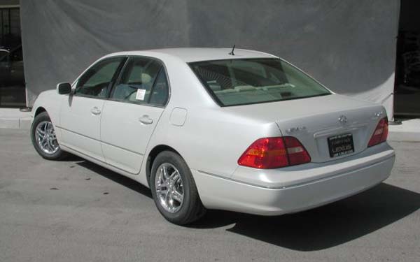  Lexus LS  (2000-2005)