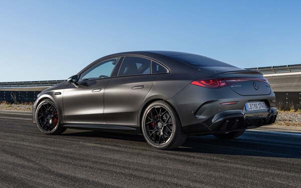 Mercedes CLA 45 AMG 2026...