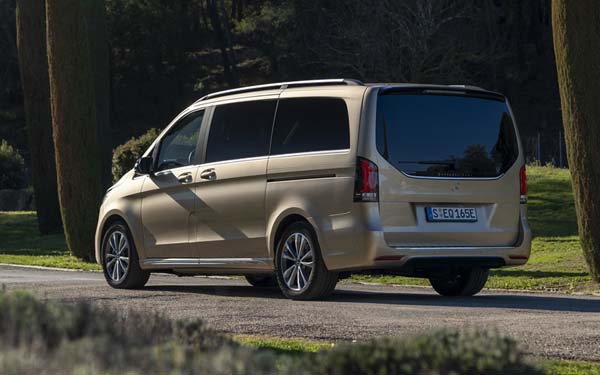 Mercedes EQV 2023...