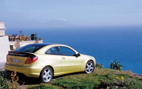 Mercedes C-Class Sports Coupe (2000-2003)  #31