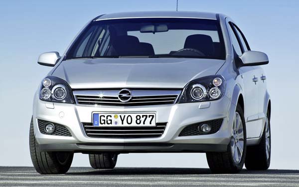  Opel Astra Sedan  (2007-2012)