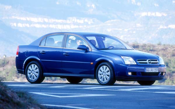 Opel Vectra (2002-2004) Фото #21