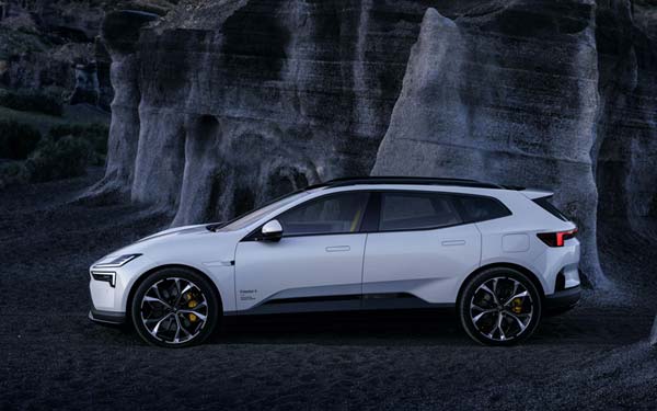 Polestar 4 SUV 2026...