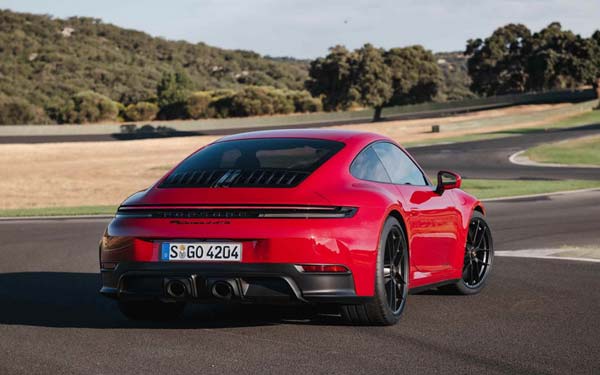 Porsche 911 GTS (2024...)  #1052