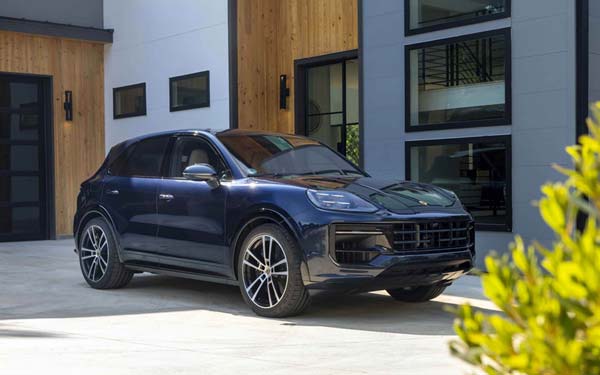 Porsche Cayenne GTS 2024...