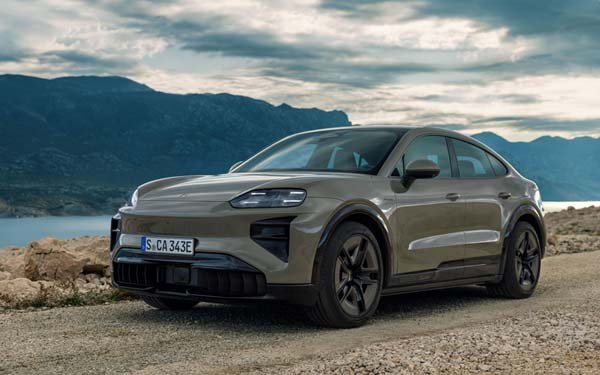Porsche Cayenne Coupe Electric 2026...
