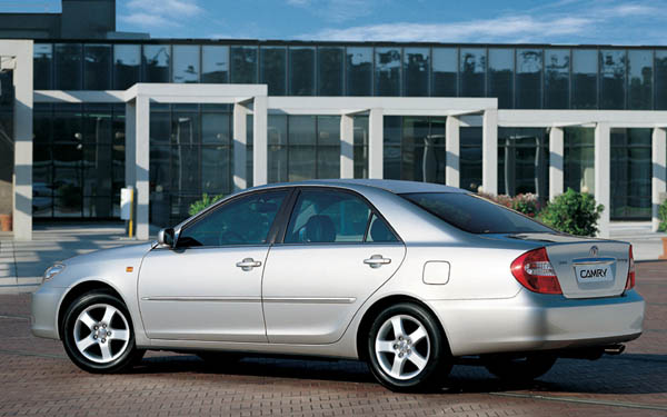  Toyota Camry  (2001-2005)