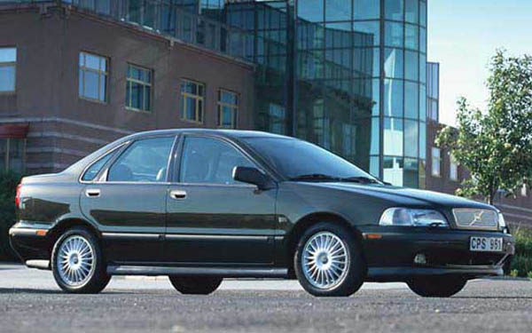  Volvo S40  (1995-1999)