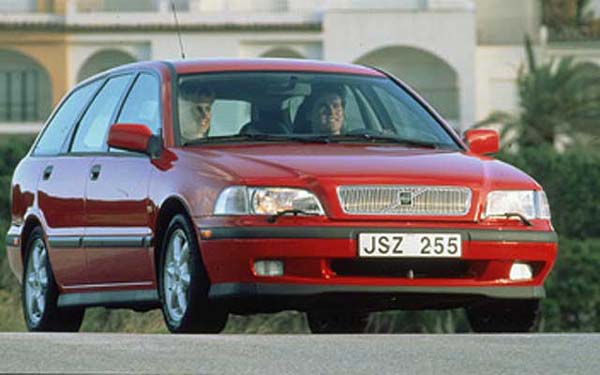  Volvo V40  (1995-1999)